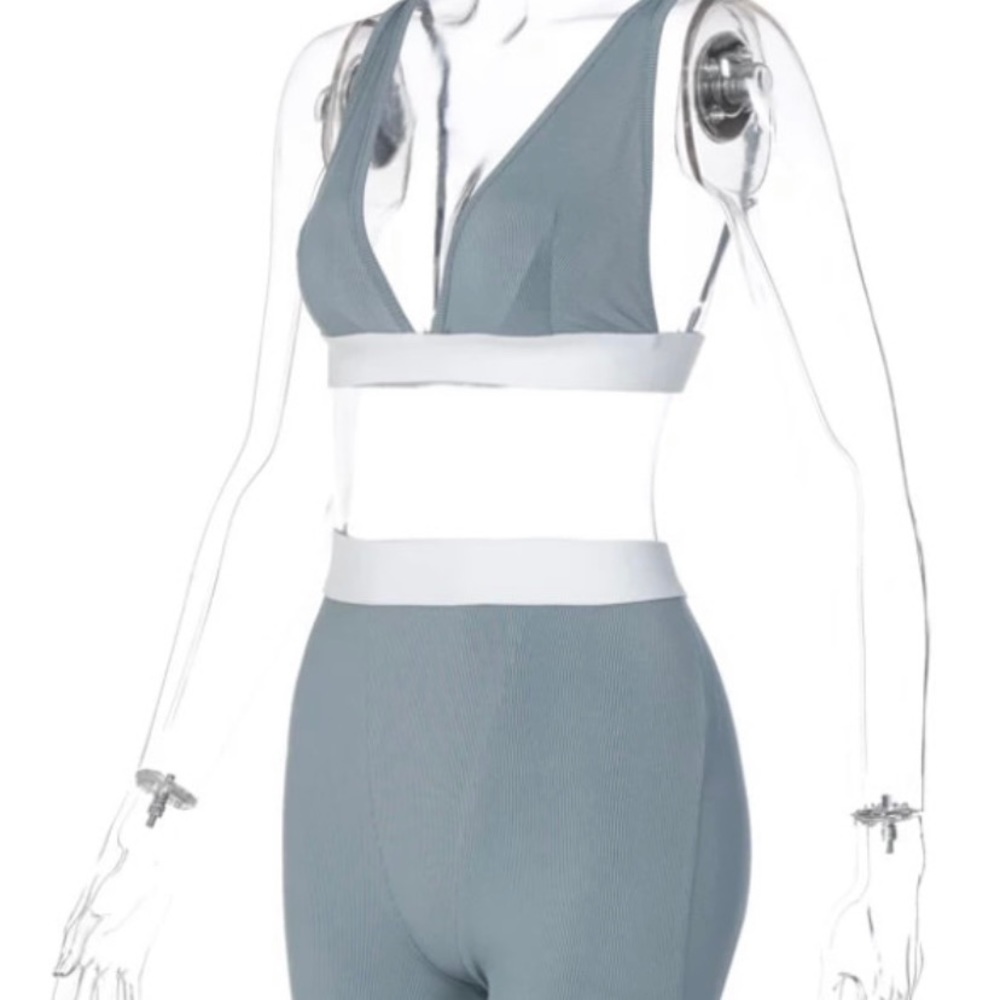 GRAY BRA AND PANTS SET